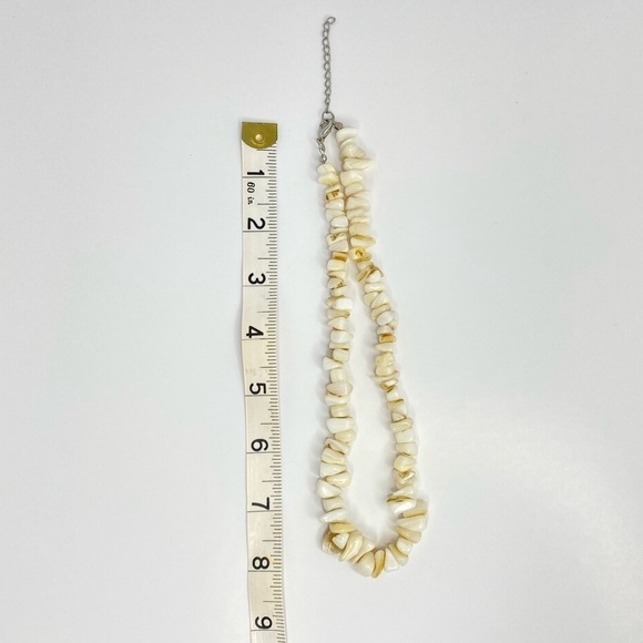 PUKA CHIP SHELL NECKLACE VACATION BEACH NECKLACE  STYLE CREAM to BEIGE - Picture 5 of 7